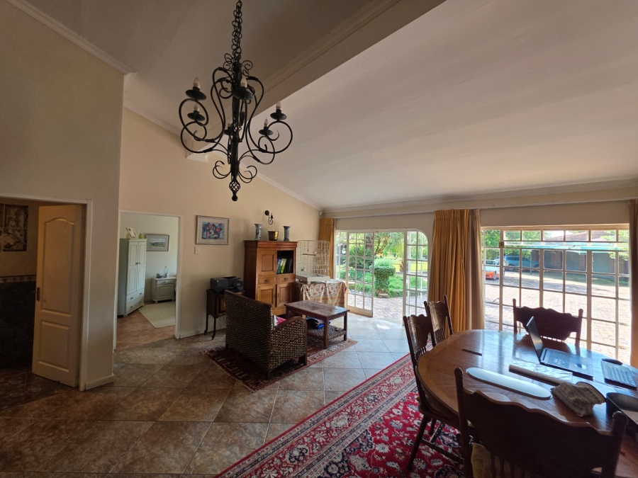 4 Bedroom Property for Sale in Lindequesdrif North West